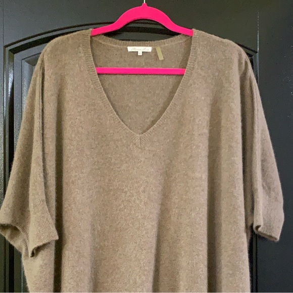 Minnie Rose 🌹 💯 oversized cashmere top . - Picture 8 of 11